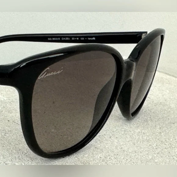 GUCCI GG 3633/S Black Oversized Silver Shimmer Cat Eye Sunglasses + Case & Cloth - Picture 5 of 8